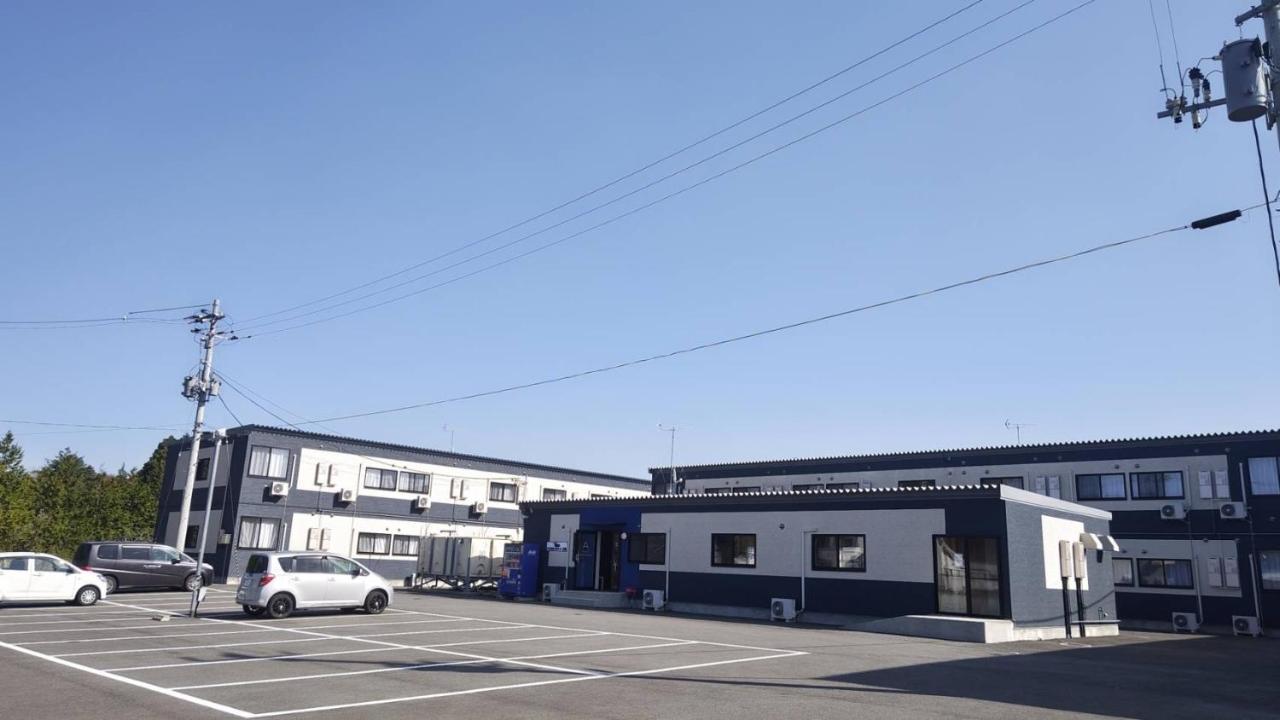 Imas Village Court Kobama Tomioka  エクステリア 写真